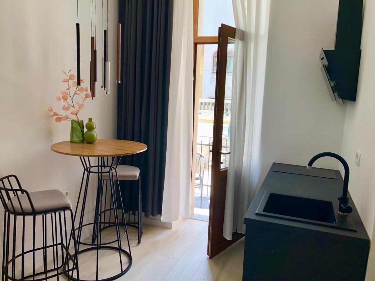 Hedone City Luxury Apartments With Free Parking Póla Kültér fotó