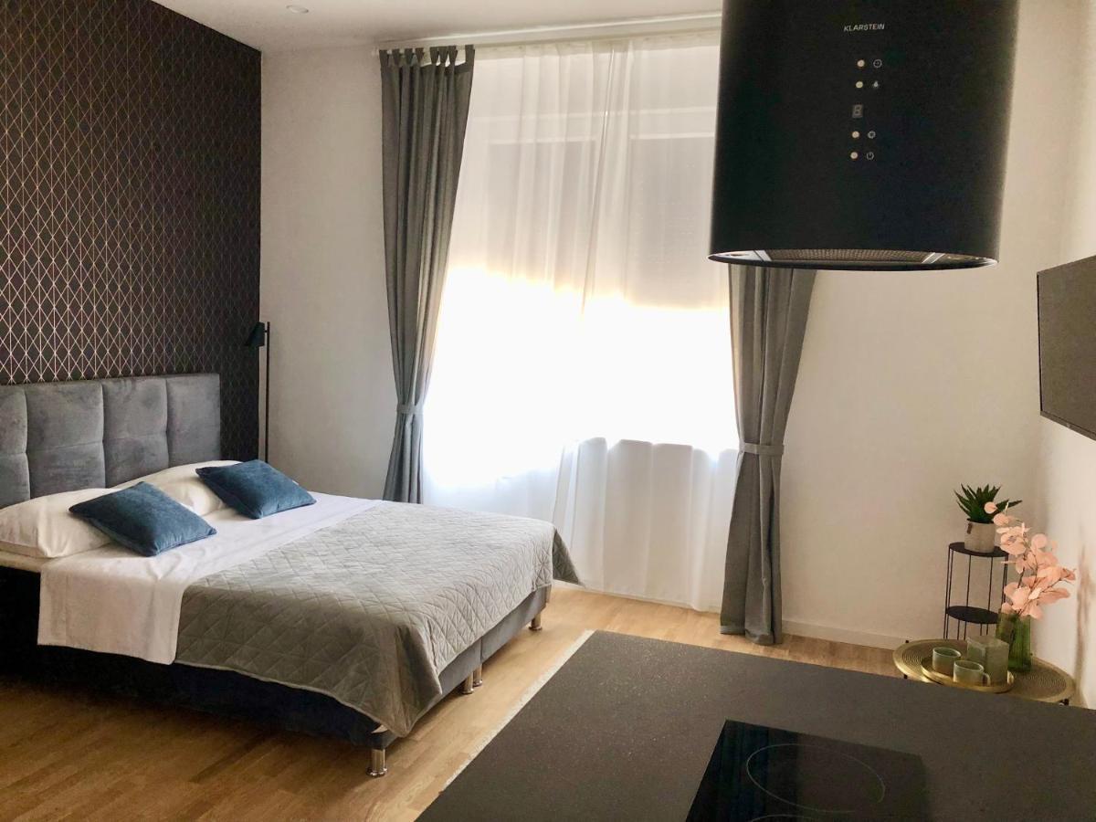 Hedone City Luxury Apartments With Free Parking Póla Kültér fotó